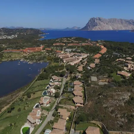 Porto Coda Cavallo, Sardinia * 산테오도로